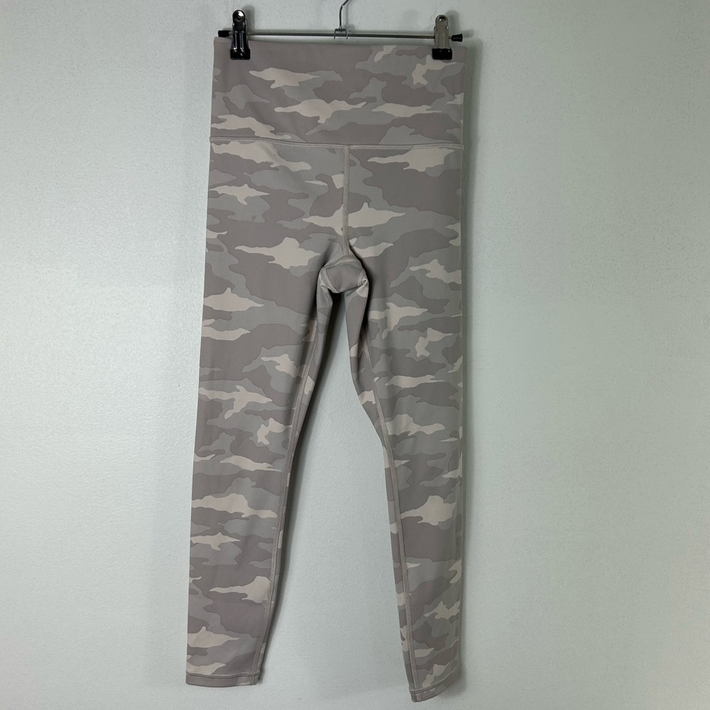 Athleta Elation 7/8 Tight Camo Leggings Women’s Size XS Tan‎ Beige - Picture 4 of 14